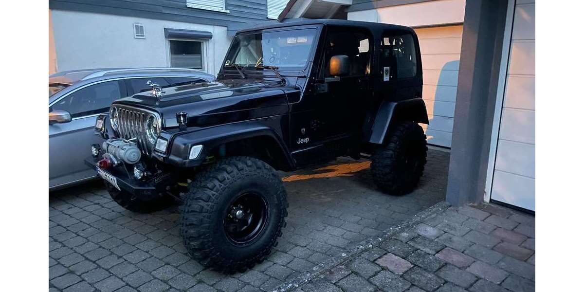 Jeep Wrangler 202.000 km 22.900 &euro; Neustetten 72149