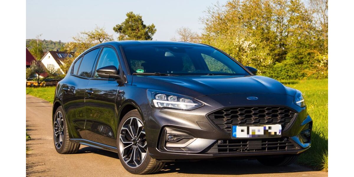 Ford Focus 86.000 km 16.900 &euro; Kirchheim 73230