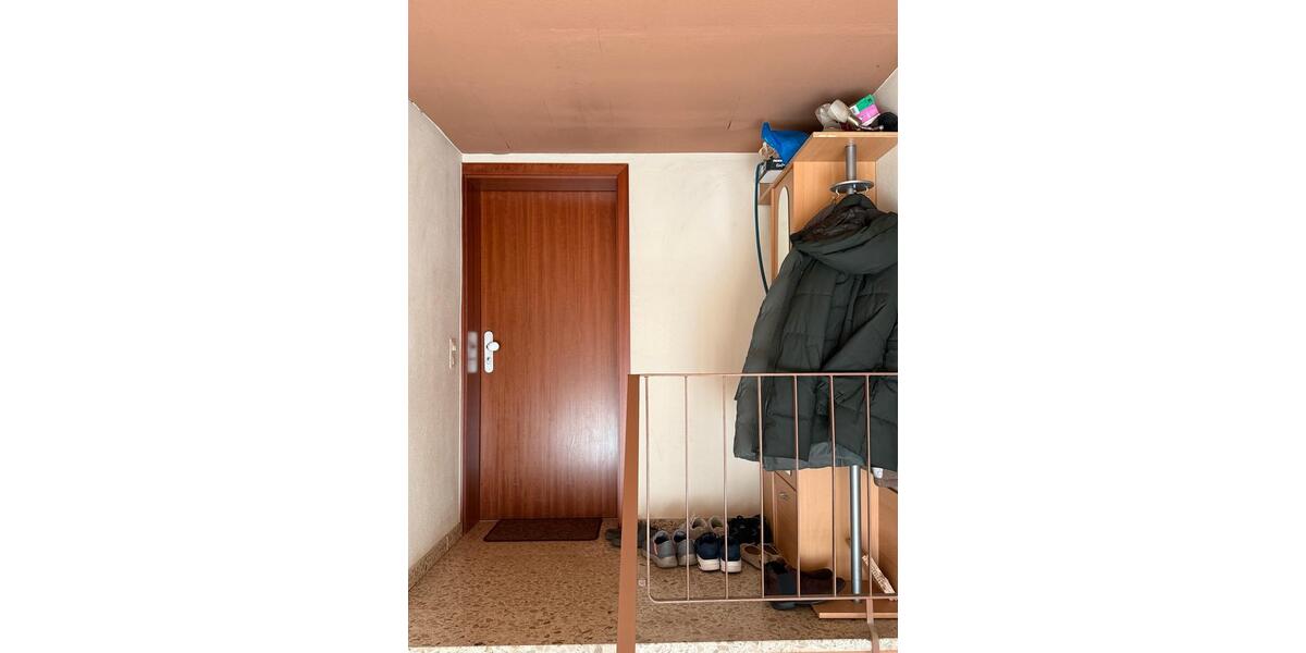 Dachgeschoßwohnung Schönaich - 3.5 Zimmer, 78 m&sup2;, 949&euro; | Angebot:26036237