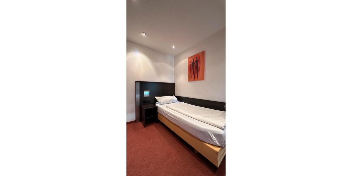 Etagenwohnung Ostfildern - 1 Zimmer, 15 m&sup2;, 60&euro; | Angebot:22192503