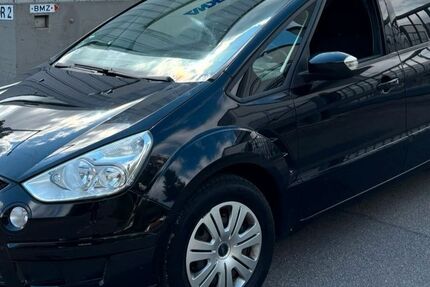 Ford S-Max 242.000 km 2.880 &euro; Holzgerlingen 71088