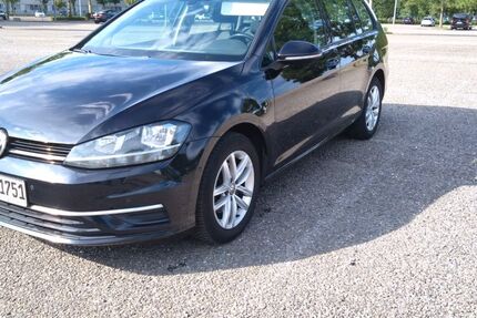 VW Golf 330.000 km 7.300 &euro; Esslingen 73734