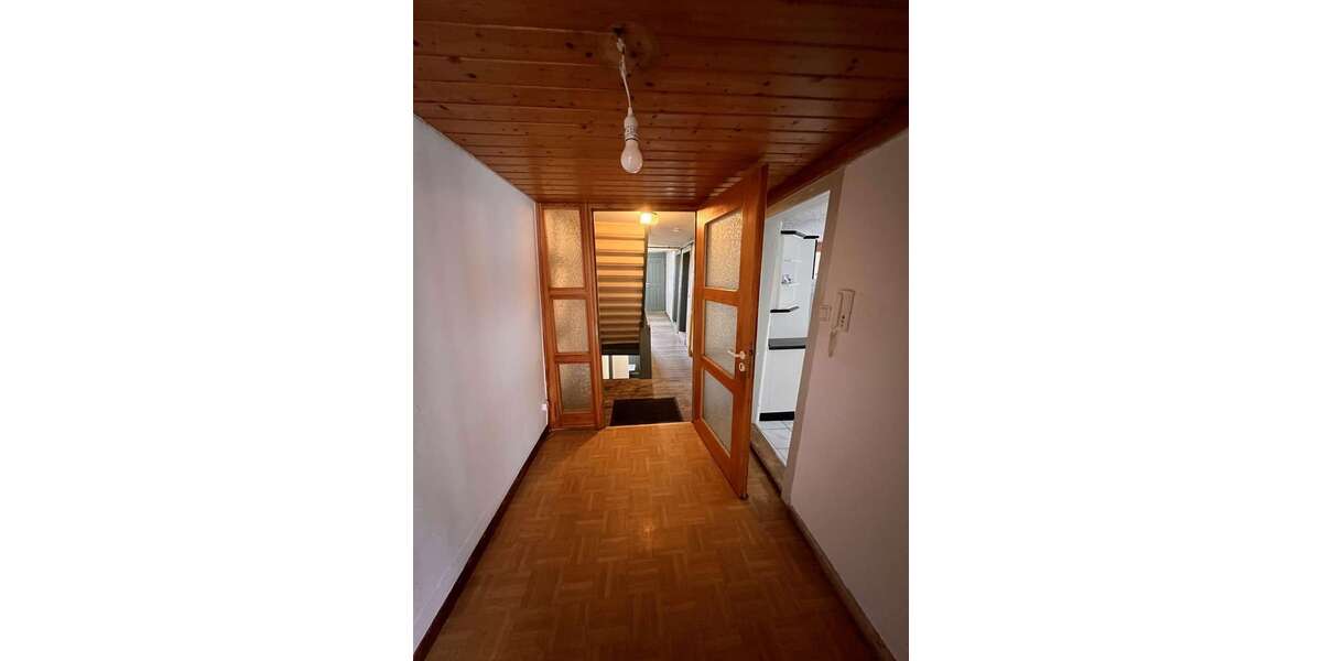 Etagenwohnung Hechingen - 5 Zimmer, 105 m&sup2;, 600&euro; | Angebot:25973111