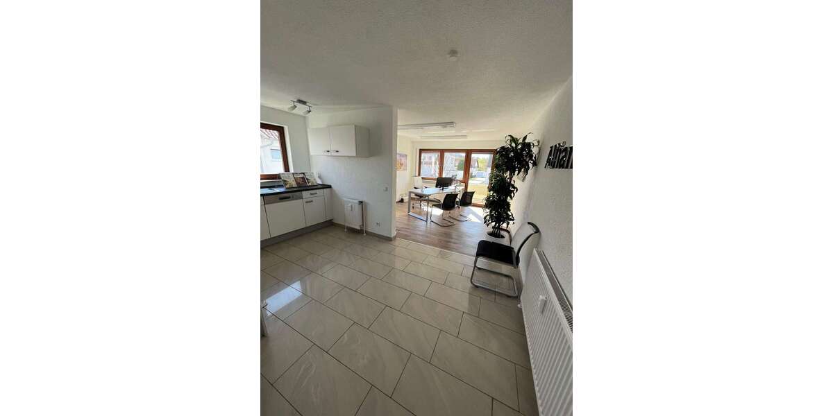 Etagenwohnung Kirchheim - 2.5 Zimmer, 56 m&sup2;, 250.000&euro; | Angebot:25812525