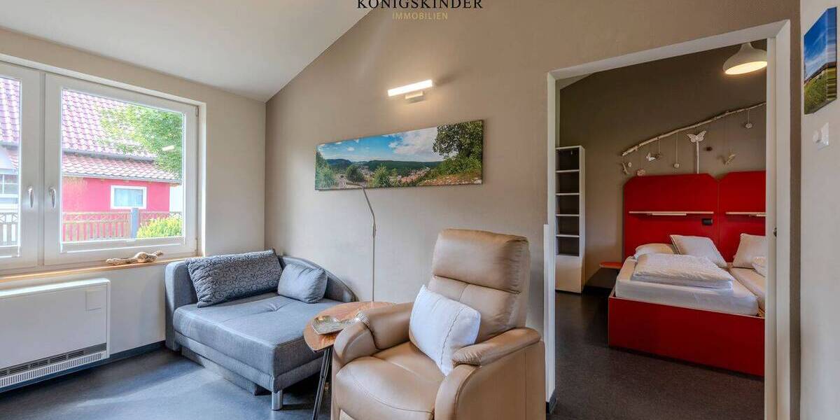 Mehrfamilienhaus, Wohnhaus Bad Urach - Hengen Hengen - 8 Zimmer, 123 m&sup2;, 550.000&euro; | Angebot:25732934