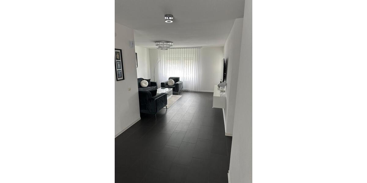 Etagenwohnung Trochtelfingen - 4 Zimmer, 86 m&sup2;, 1.000&euro; | Angebot:25987925