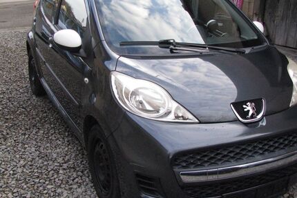 Peugeot 107 118.902 km 2.750 &euro; herrenberg 71083