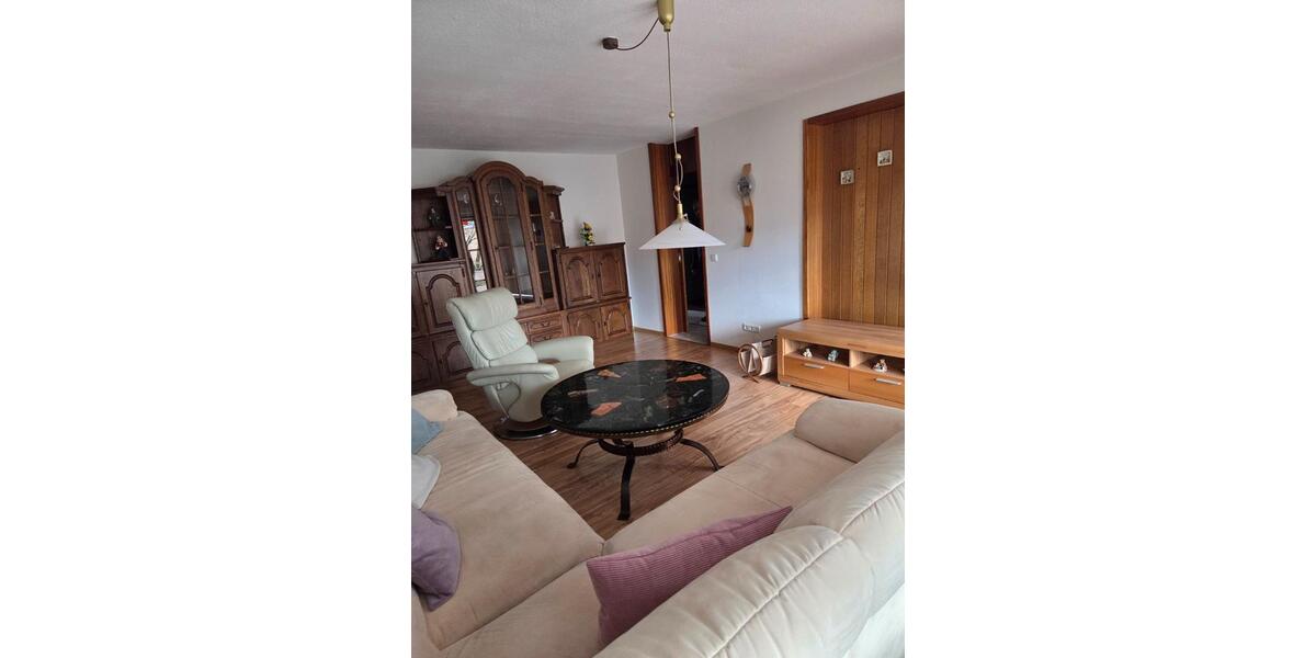 Etagenwohnung Böblingen - 3.5 Zimmer, 85 m&sup2;, 339.000&euro; | Angebot:25638069