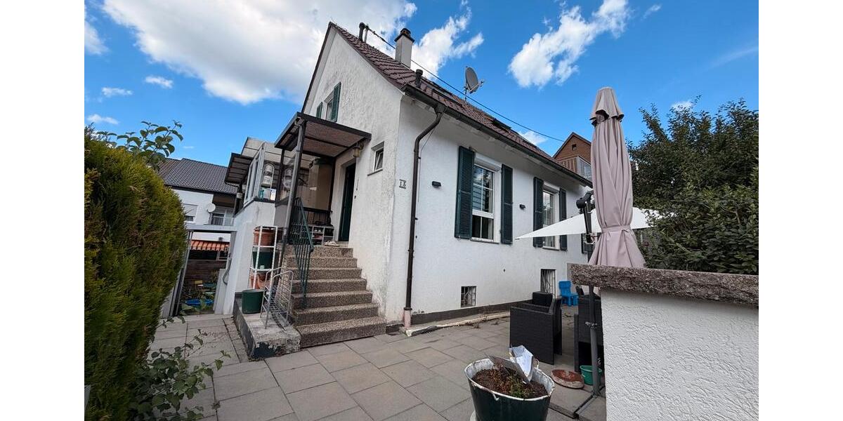 Einfamilienhaus Böblingen - 4 Zimmer, 133 m&sup2;, 1.800&euro; | Angebot:27620303