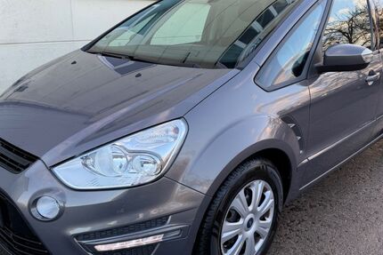 Ford S-Max 122.000 km 9.500 &euro; Sindelfingen/Stuttgart 71069