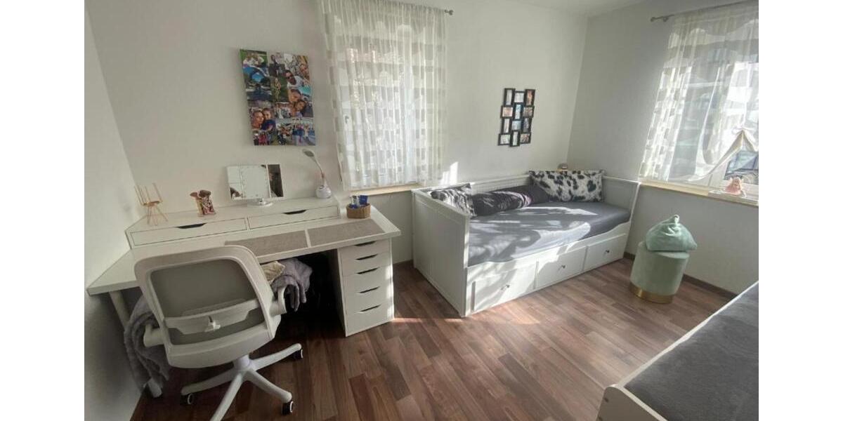 Erdgeschoßwohnung Kirchheim unter Teck - 3.5 Zimmer, 77 m&sup2;, 270.000&euro; | Angebot:25922392