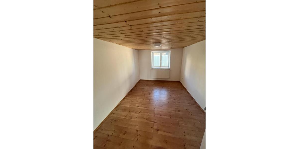 Bauernhaus, Landhaus Rottenburg am Neckar - 4 Zimmer, 135 m&sup2;, 1.100&euro; | Angebot:26565106
