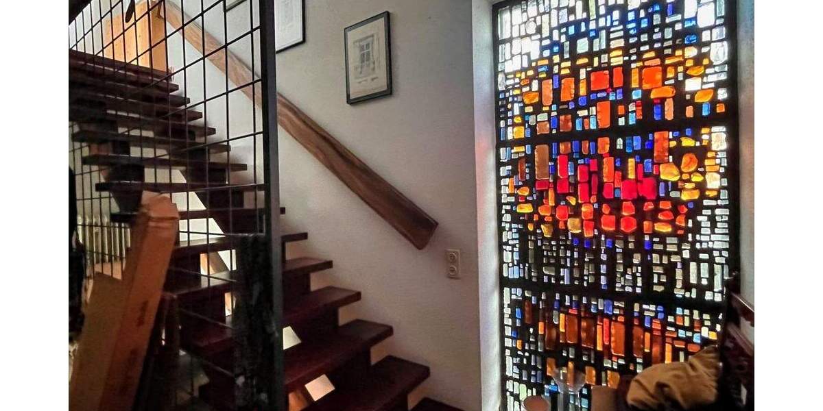 Einfamilienhaus Herrenberg - 7 Zimmer, 200 m&sup2;, 833.000&euro; | Angebot:25704264