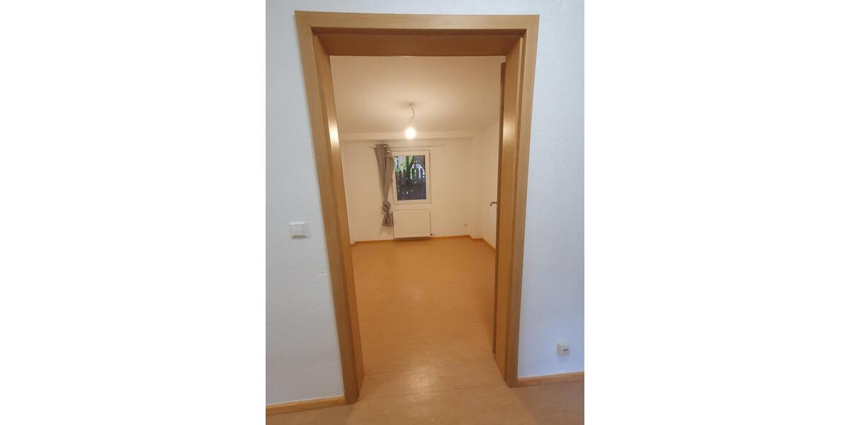 Erdgeschoßwohnung Bad Urach - 3 Zimmer, 76 m&sup2;, 850&euro; | Angebot:26020871
