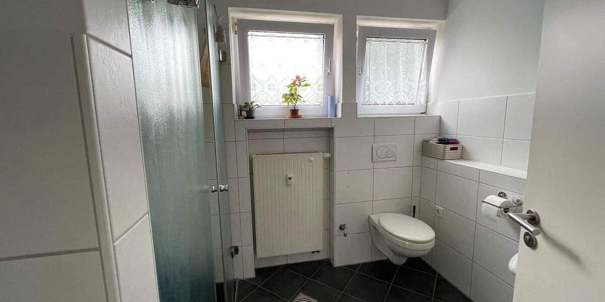 Mehrfamilienhaus, Wohnhaus Kusterdingen - 6 Zimmer, 187 m&sup2;, 699.000&euro; | Angebot:26489195