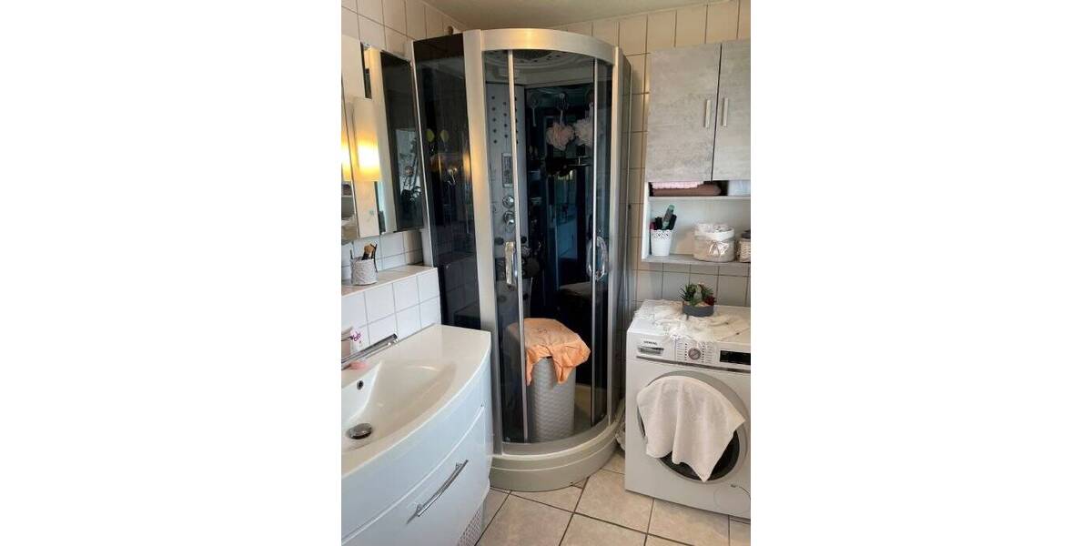 Etagenwohnung Nürtingen Oberensingen - 4 Zimmer, 90 m&sup2;, 299.000&euro; | Angebot:25773635