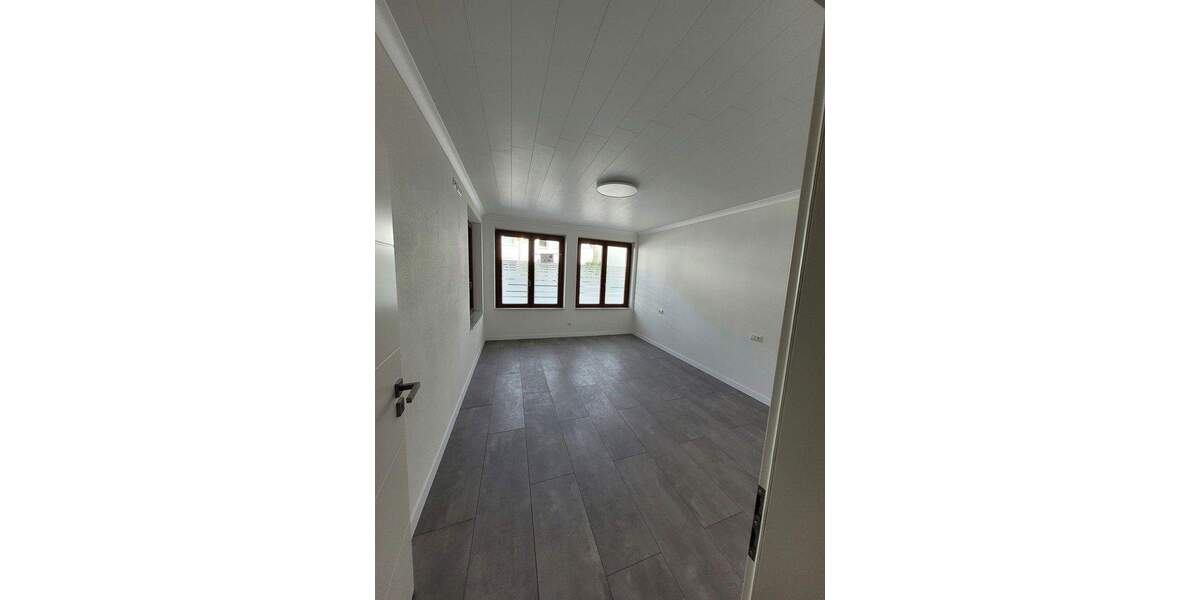 Mehrfamilienhaus, Wohnhaus Ostfildern Scharnhausen - 7 Zimmer, 258 m&sup2;, 990.000&euro; | Angebot:25724178