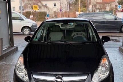 Opel Corsa 102.000 km 2.699 &euro; Esslingen 73732