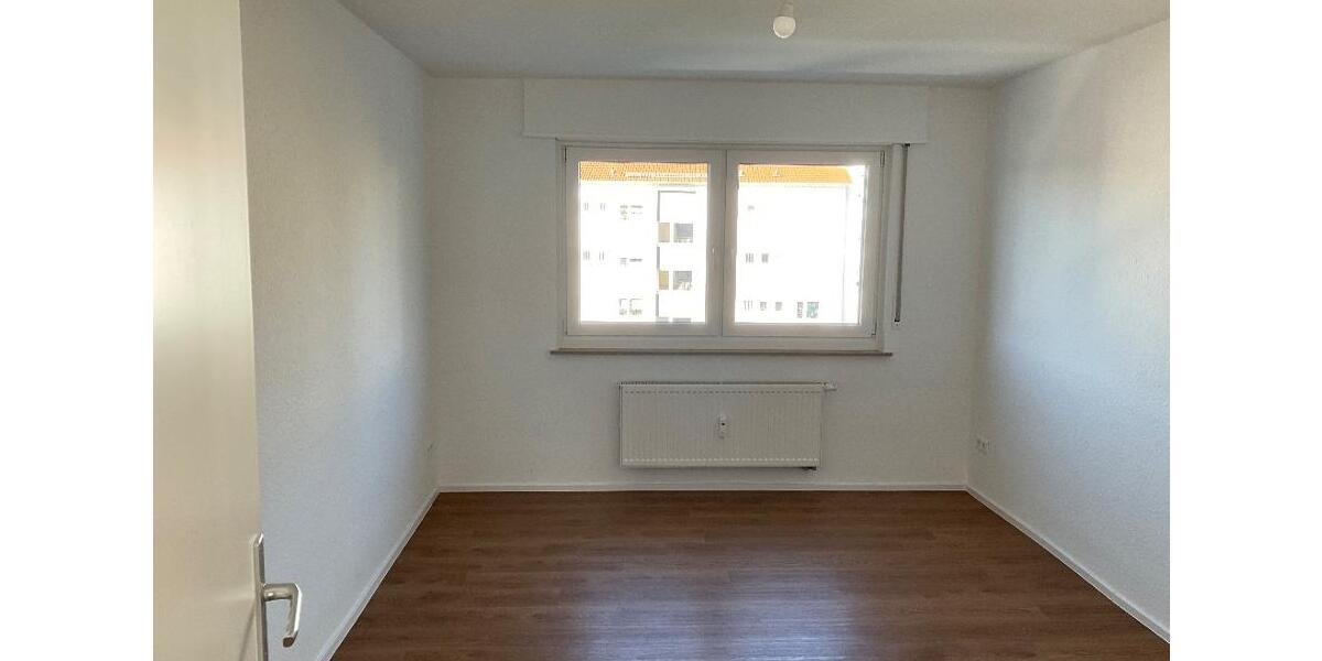 Etagenwohnung Esslingen am Neckar Oberesslingen - 3 Zimmer, 85 m&sup2;, 1.000&euro; | Angebot:26664685
