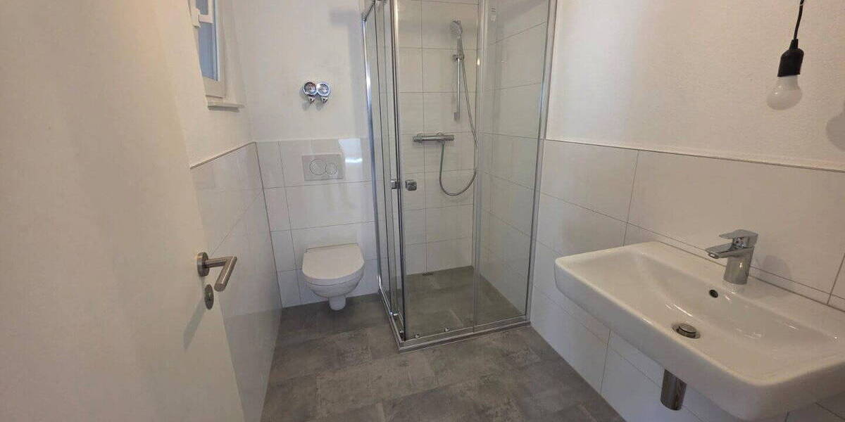 Doppelhaushälfte Nürtingen Neckarhausen - 8 Zimmer, 135 m&sup2;, 475.000&euro; | Angebot:26290170
