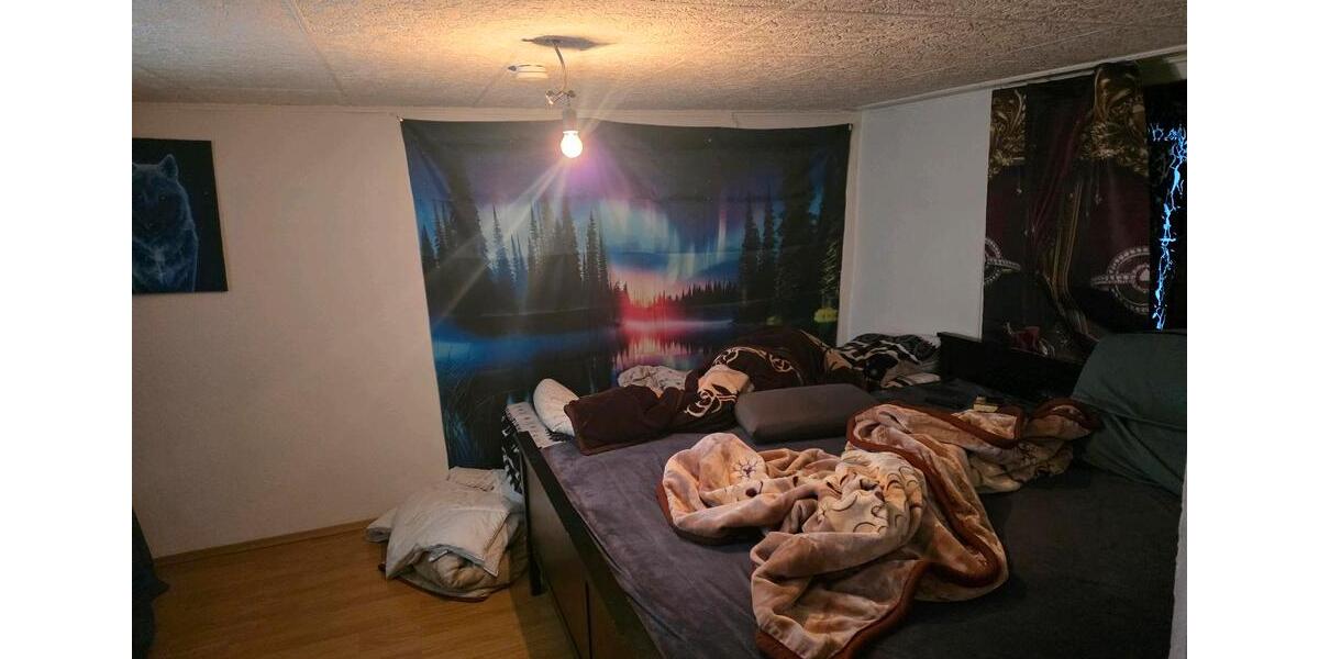 Etagenwohnung Rottenburg am Neckar - 4 Zimmer, 120 m&sup2;, 850&euro; | Angebot:25905671