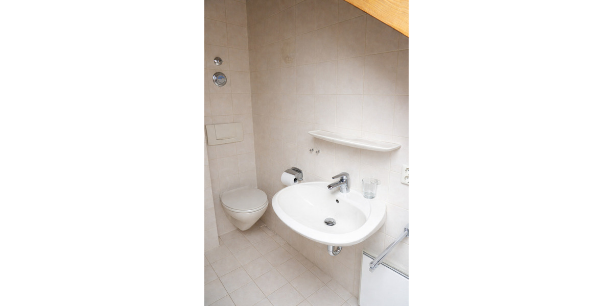 Etagenwohnung Filderstadt Sielmingen - 2 Zimmer, 43 m&sup2;, 570&euro; | Angebot:26065571