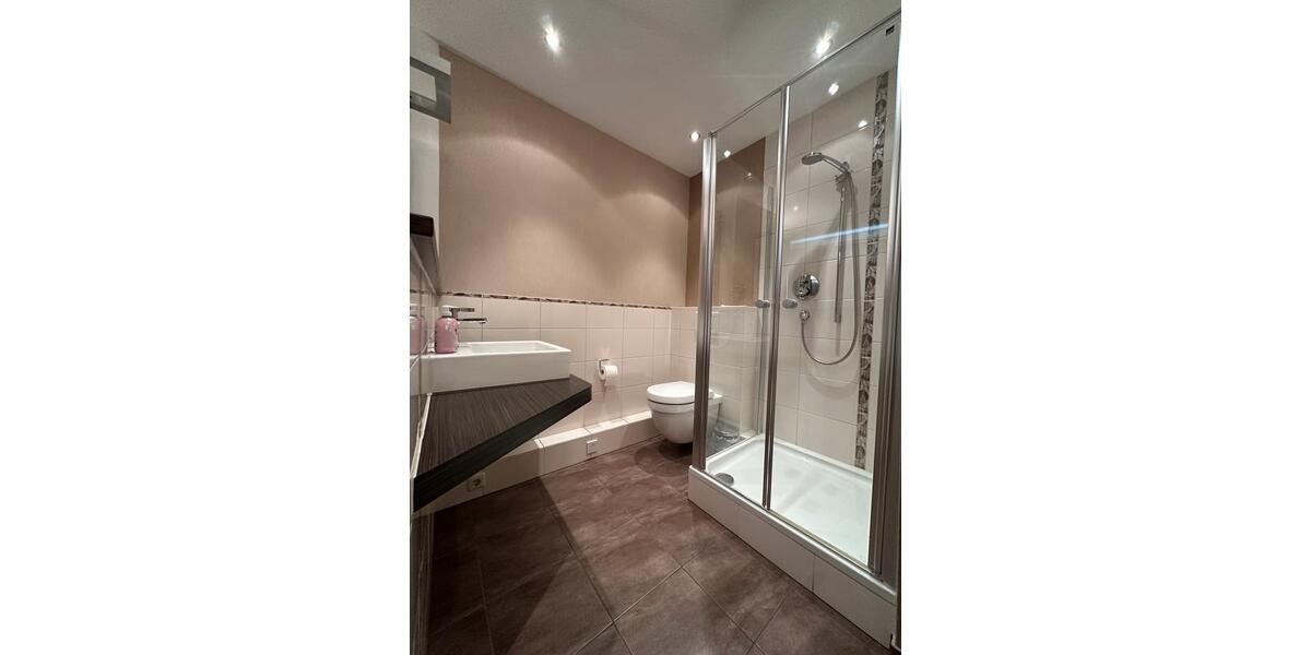 Etagenwohnung Ostfildern - 1 Zimmer, 15 m&sup2;, 60&euro; | Angebot:22192503