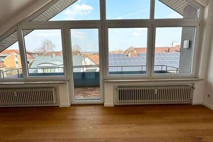 Wohnung Holzgerlingen - 2.5 Zimmer, 65 m&sup2;, 990&euro; | Angebot:26073527