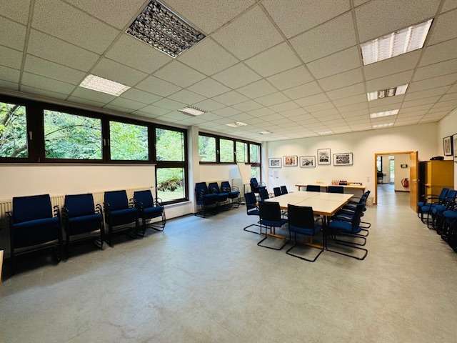 Gewerbeobjekt Sindelfingen - 2.100&euro; | Angebot:21557782