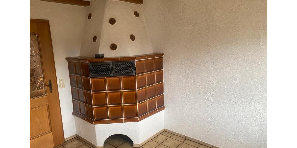 Erdgeschoßwohnung Gammertingen - 4 Zimmer, 120 m&sup2;, 1.000&euro; | Angebot:25540126