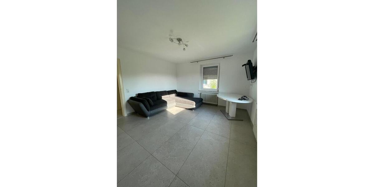 Etagenwohnung Münsingen - 3 Zimmer, 95 m&sup2;, 1.200&euro; | Angebot:26025537