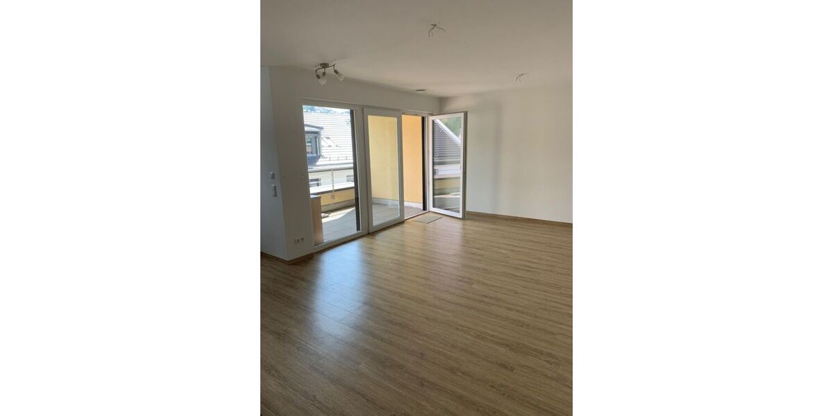 Moderne 2-Zimmerwohnung mit Küche & Fußbodenheizung in zentraler Lage - Etagenwohnung Plochingen Stumpenhof | Angebot:27438331