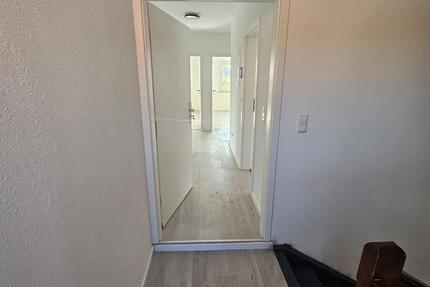 Wohnung Bisingen - 4 Zimmer, 100 m&sup2;, 1.100&euro; | Angebot:27564820