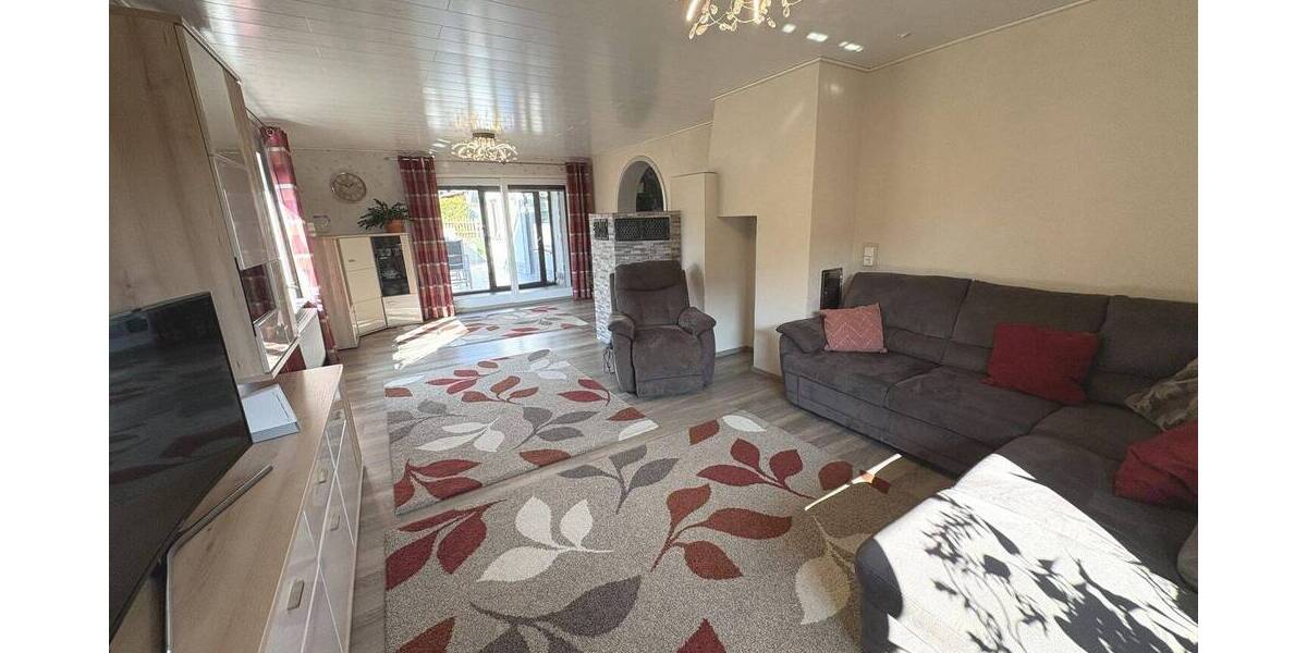 Einfamilienhaus Hechingen - 9 Zimmer, 220 m&sup2;, 650.000&euro; | Angebot:26029373