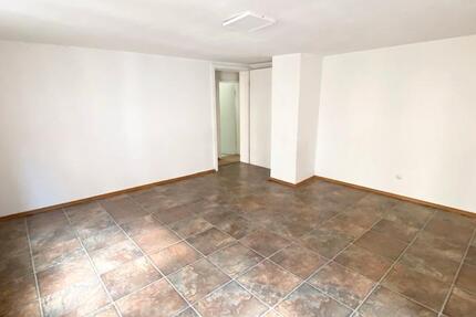 Wohnung Rottenburg am Neckar - 3 Zimmer, 75 m&sup2;, 880&euro; | Angebot:26050698
