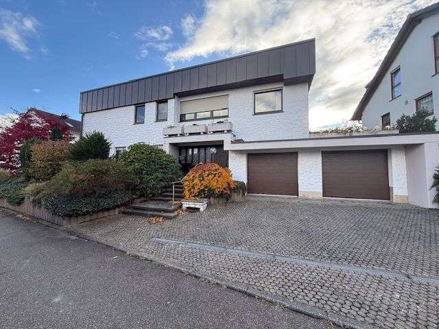 Einfamilienhaus Kohlberg - 9 Zimmer, 326 m&sup2;, 775.000&euro; | Angebot:23218887