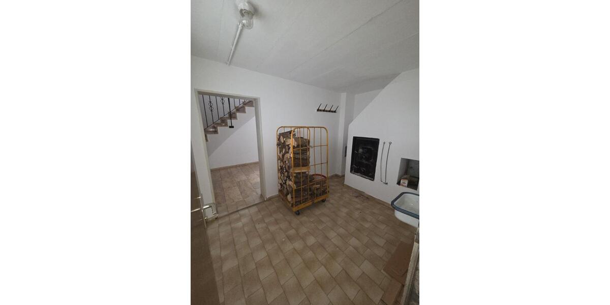 Doppelhaushälfte Gammertingen - 4 Zimmer, 180 m&sup2;, 1.300&euro; | Angebot:26043136