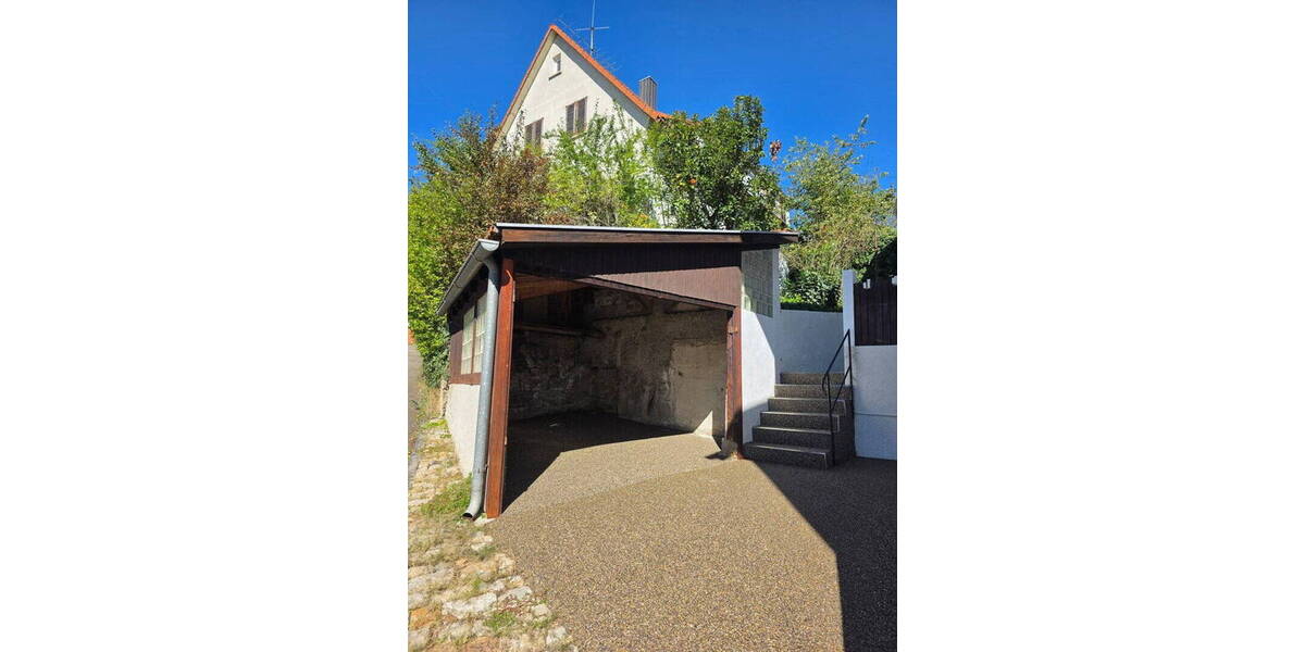 Doppelhaushälfte Nürtingen Neckarhausen - 8 Zimmer, 135 m&sup2;, 475.000&euro; | Angebot:26290170