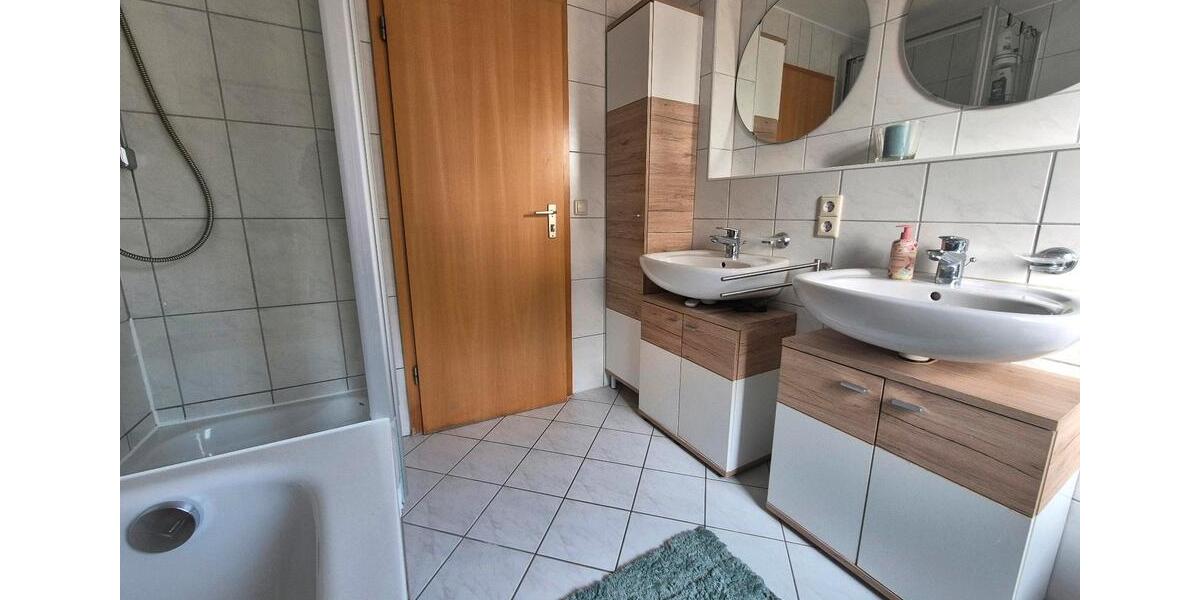 Etagenwohnung Rottenburg am Neckar - 4.5 Zimmer, 116 m&sup2;, 409.000&euro; | Angebot:26975459