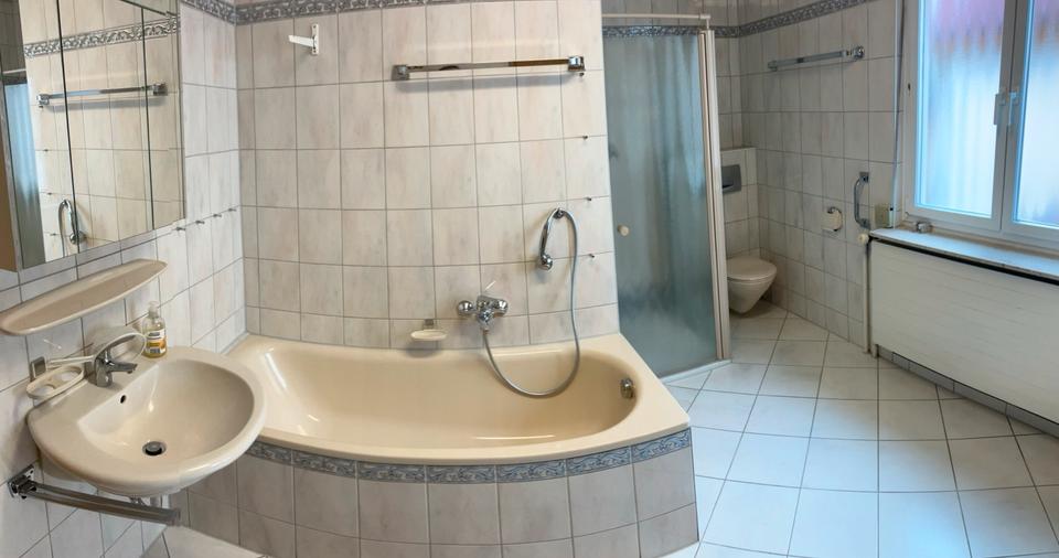 Mehrfamilienhaus, Wohnhaus Pfullingen - 11 Zimmer, 204 m&sup2;, 489.000&euro; | Angebot:25832494