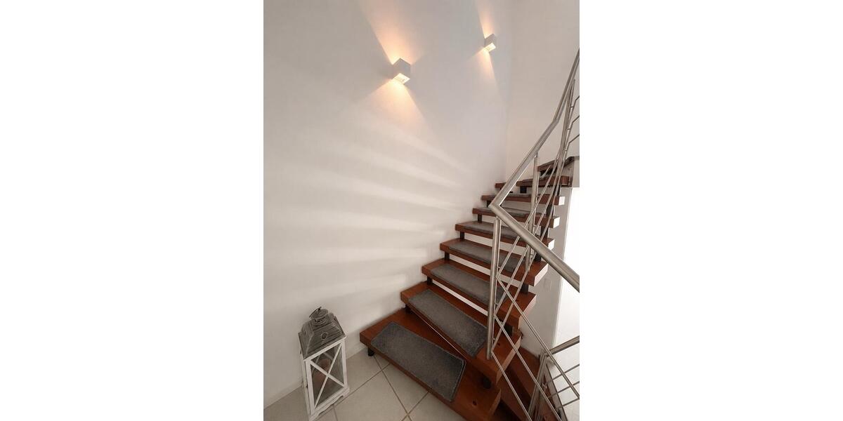 Reihenhaus Aichtal - 7 Zimmer, 152 m&sup2;, 680.000&euro; | Angebot:27080976