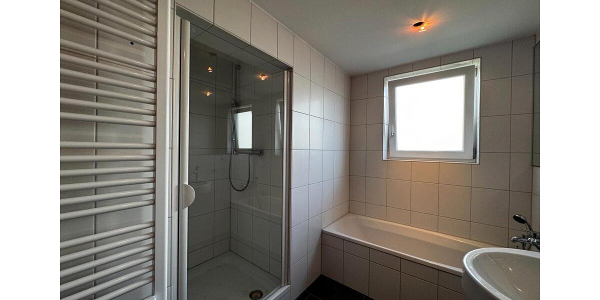 Etagenwohnung Nürtingen - 3.5 Zimmer, 98 m&sup2;, 1.250&euro; | Angebot:27595898