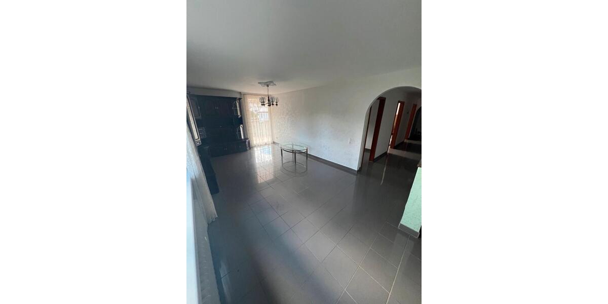 Etagenwohnung Pfullingen - 4 Zimmer, 100 m&sup2;, 329.000&euro; | Angebot:26984827