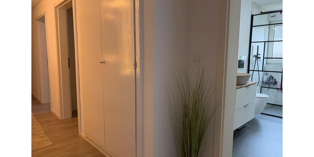 Etagenwohnung Wernau (Neckar) - 3 Zimmer, 76 m&sup2;, 349.000&euro; | Angebot:25965952