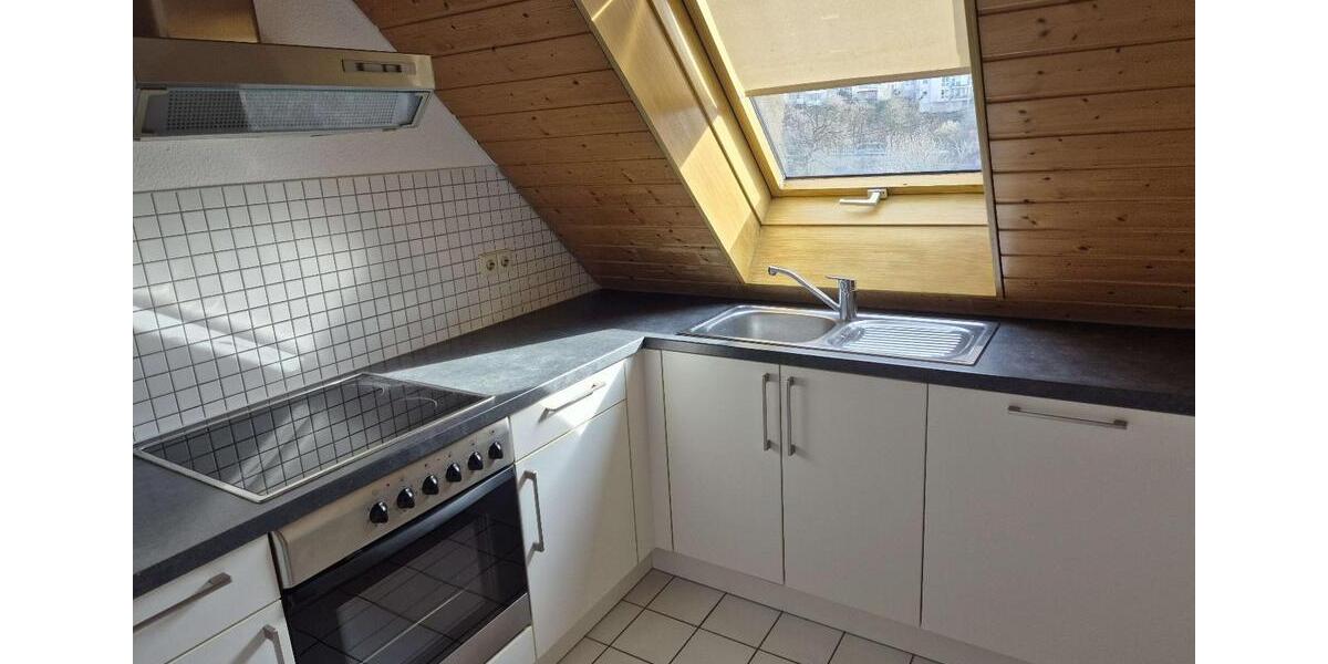 Dachgeschoßwohnung Reutlingen Reutlingen-Betzingen - 1 Zimmer, 84 m&sup2;, 975&euro; | Angebot:27547229