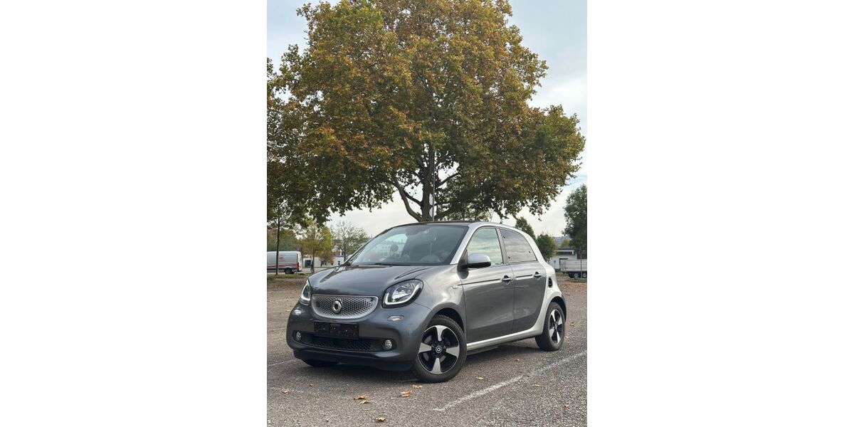 Smart ForFour 52.000 km 9.000 &euro; Esslingen am Neckar 73733