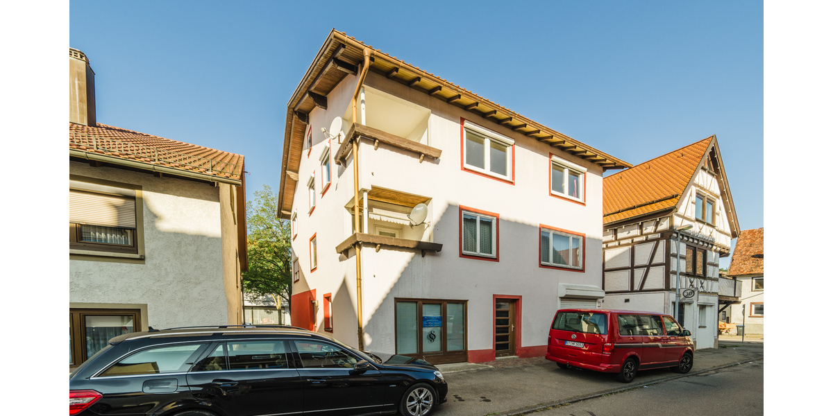 Wohn- und Geschäftshaus in der Münsinger Innenstadt - 3 Wohnungen und 1 Gewerbeeinheit - Wohn- & Geschäftshaus Münsingen | Angebot:18220329