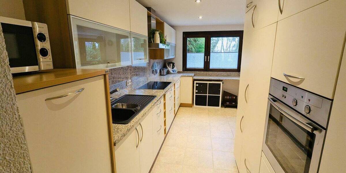 Etagenwohnung Böblingen Dagersheim - 4 Zimmer, 142 m&sup2;, 579.000&euro; | Angebot:26053454