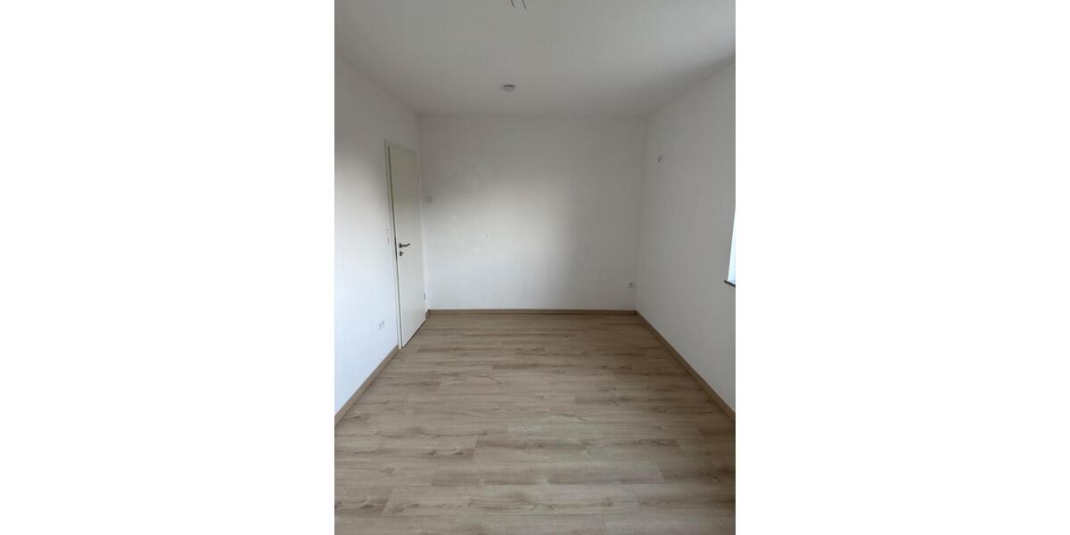 Etagenwohnung Rottenburg am Neckar - 3 Zimmer, 85 m&sup2;, 1.050&euro; | Angebot:26045313