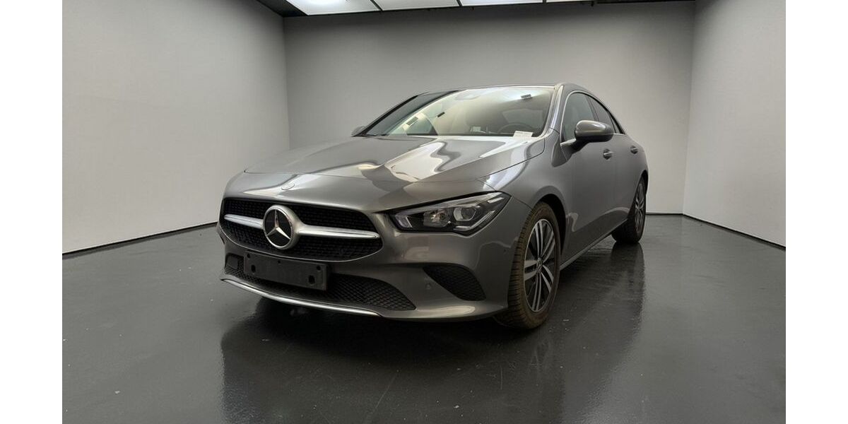 Mercedes-Benz CLA 180 140.000 km 18.999 &euro; Reutlingen / Mittelstadt 72766